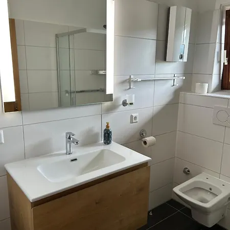 Apartment Haus Annemiek Met Balkon